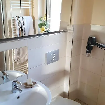 Fewo Radeberg 公寓 *